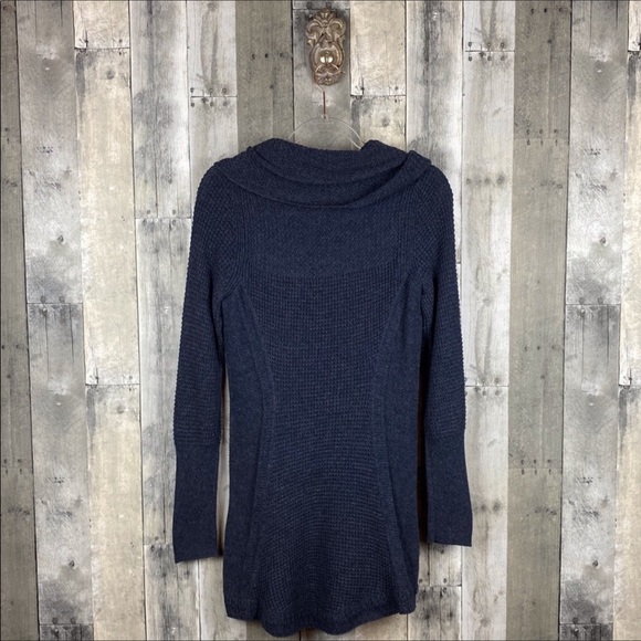 Angel of the North Rosie Cowlneck Pullover Medium - Picture 4 of 16